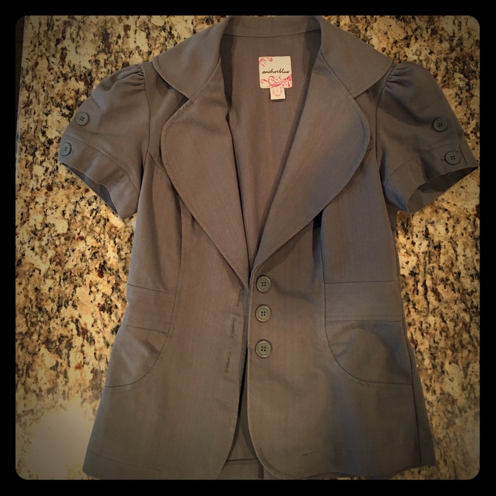 Anthropologie Gray Short-Sleeve Button-Down Shirt Jacket